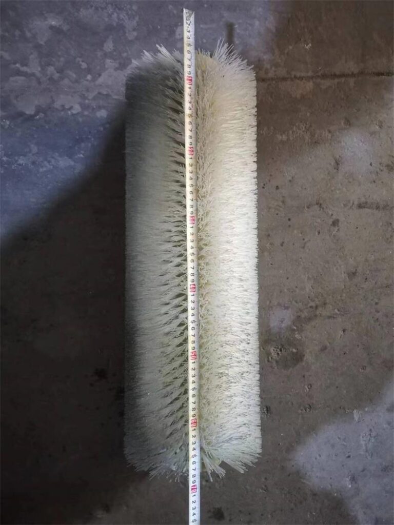 belt brush